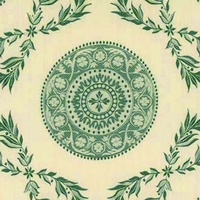 Detailansicht des Stoffes MARGERIE, Farbton  VIRIDIAN GREEN ON CREAM (Lorbeerzweige als Trellismuster)
