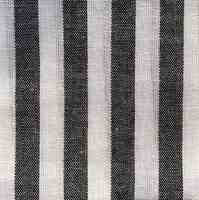 Detailansicht des gestreiften Baumwollstoffes PASCALE STRIPE, Farbton BLACK