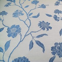 Detailansicht des englischen Seidenstoffs PENCARROW, Farbton CREAM BLUE, bei ARTE FRESCA
