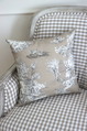 Toile de Jouy-Kissen im französischen Landhausstil